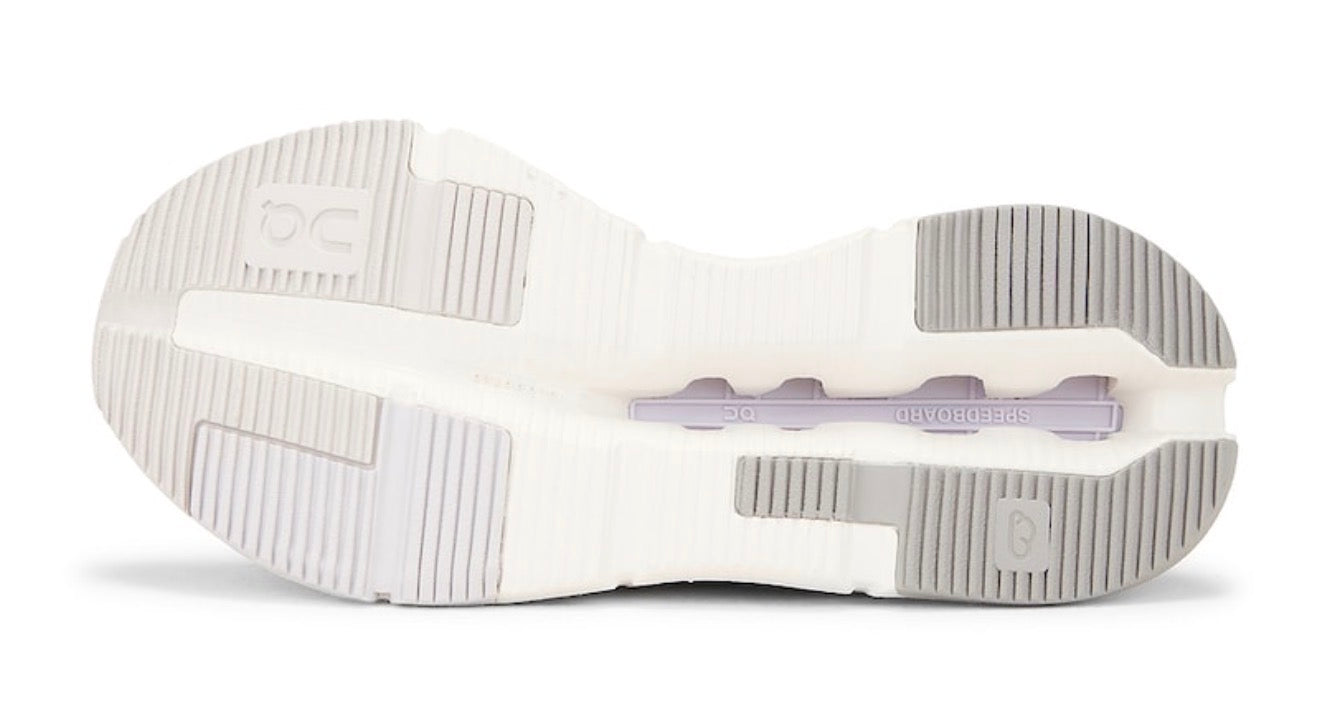 Cloudnova Form 2 Sneaker / Dama