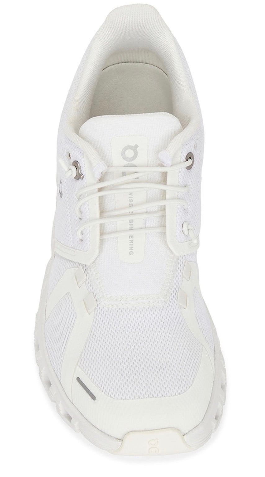 Cloud 6 Sneaker / Dama