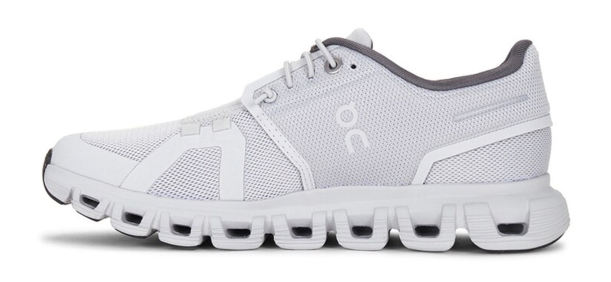 Cloud 6 Sneaker / Dama
