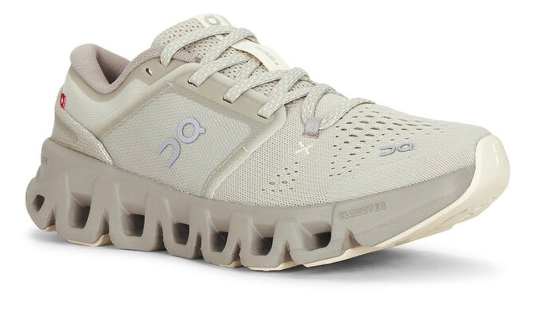 Cloud X 5 Sneaker / Dama