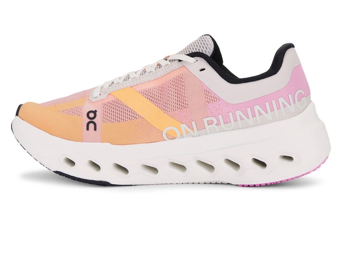 Cloudsurfer Next Sneaker / Dama