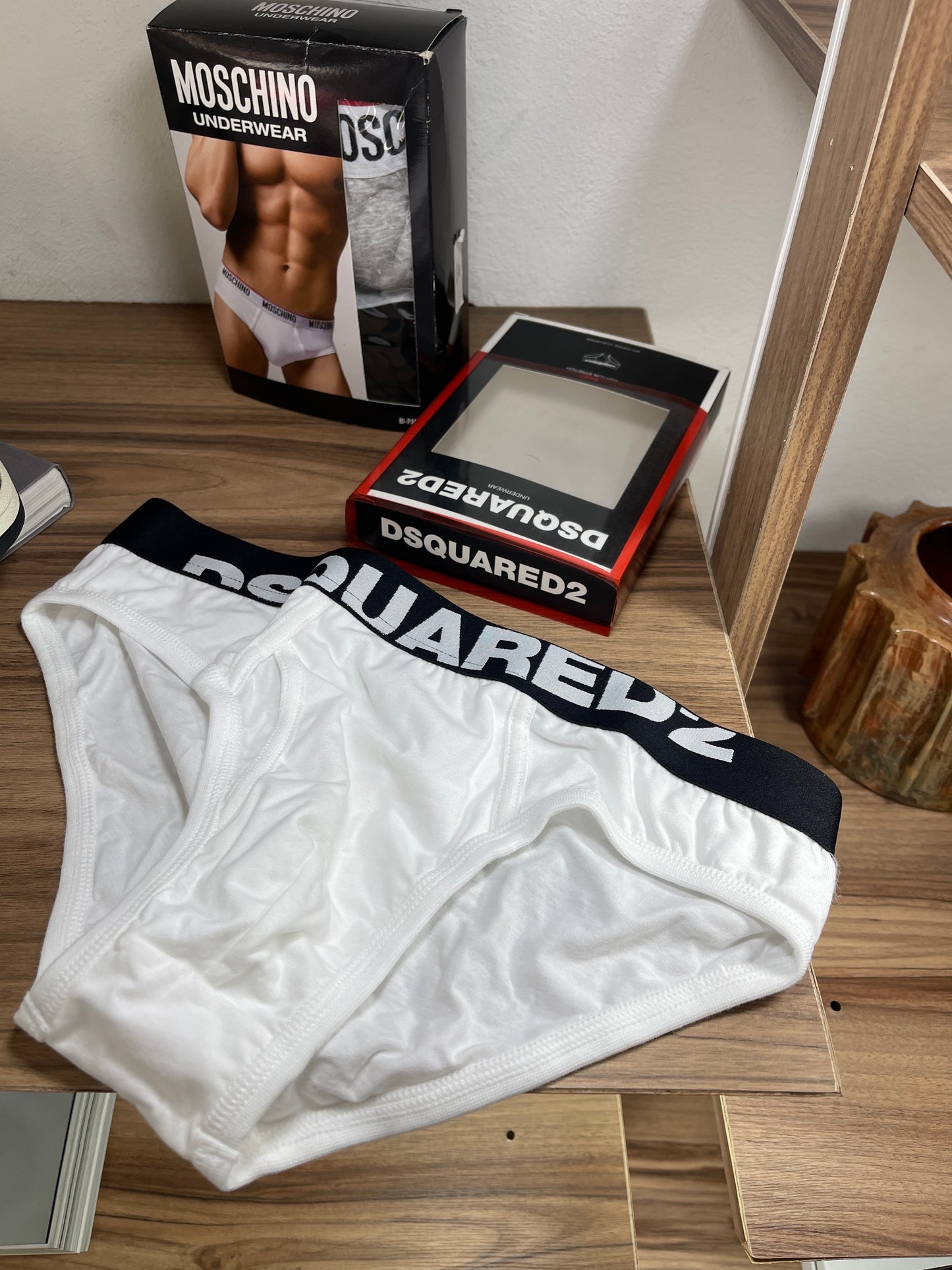 DSQUARED2 brief