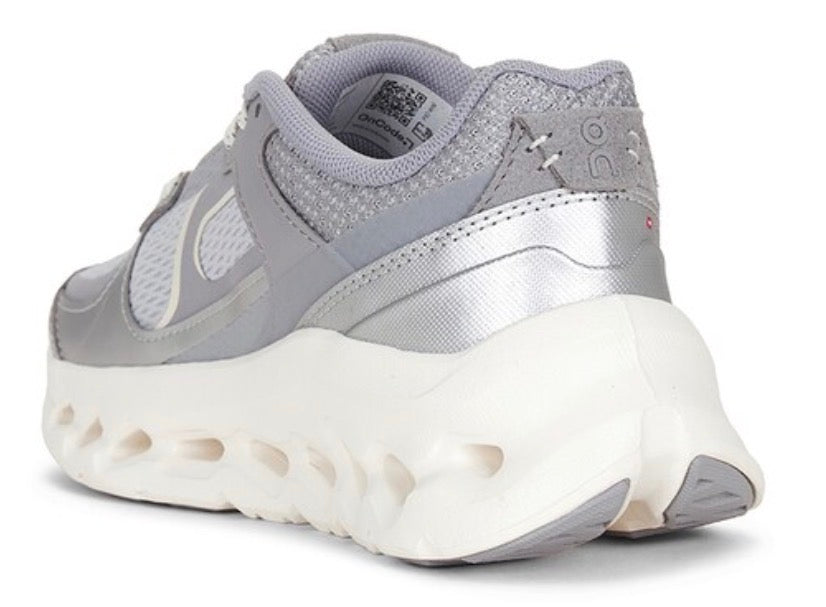 Cloudtilt Arc Sneaker / Dama