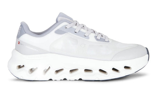 Cloudtilt Remix Sneaker / Dama