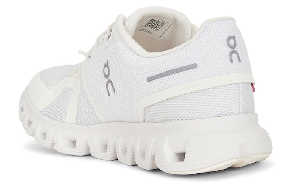 Cloud 6 Sneaker / Dama