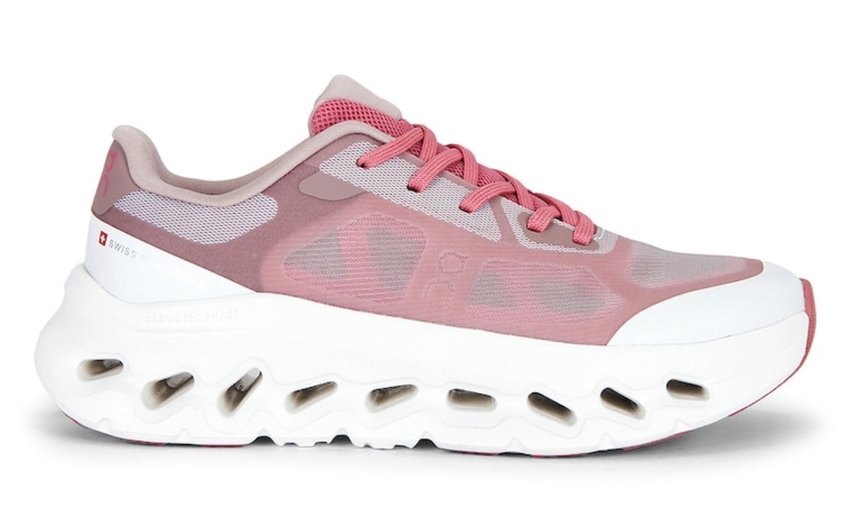 Cloudtilt Remix Sneaker / Dama
