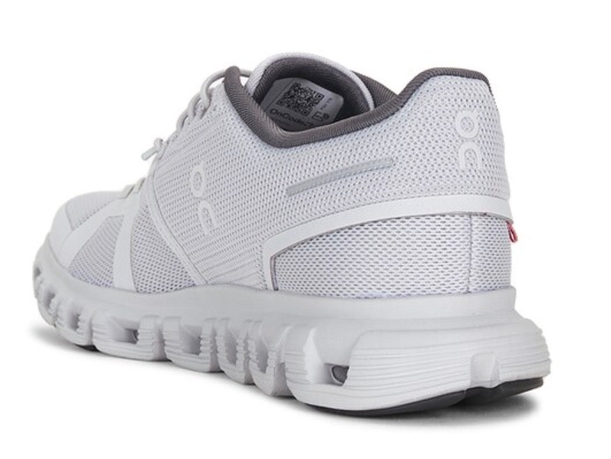 Cloud 6 Sneaker / Dama