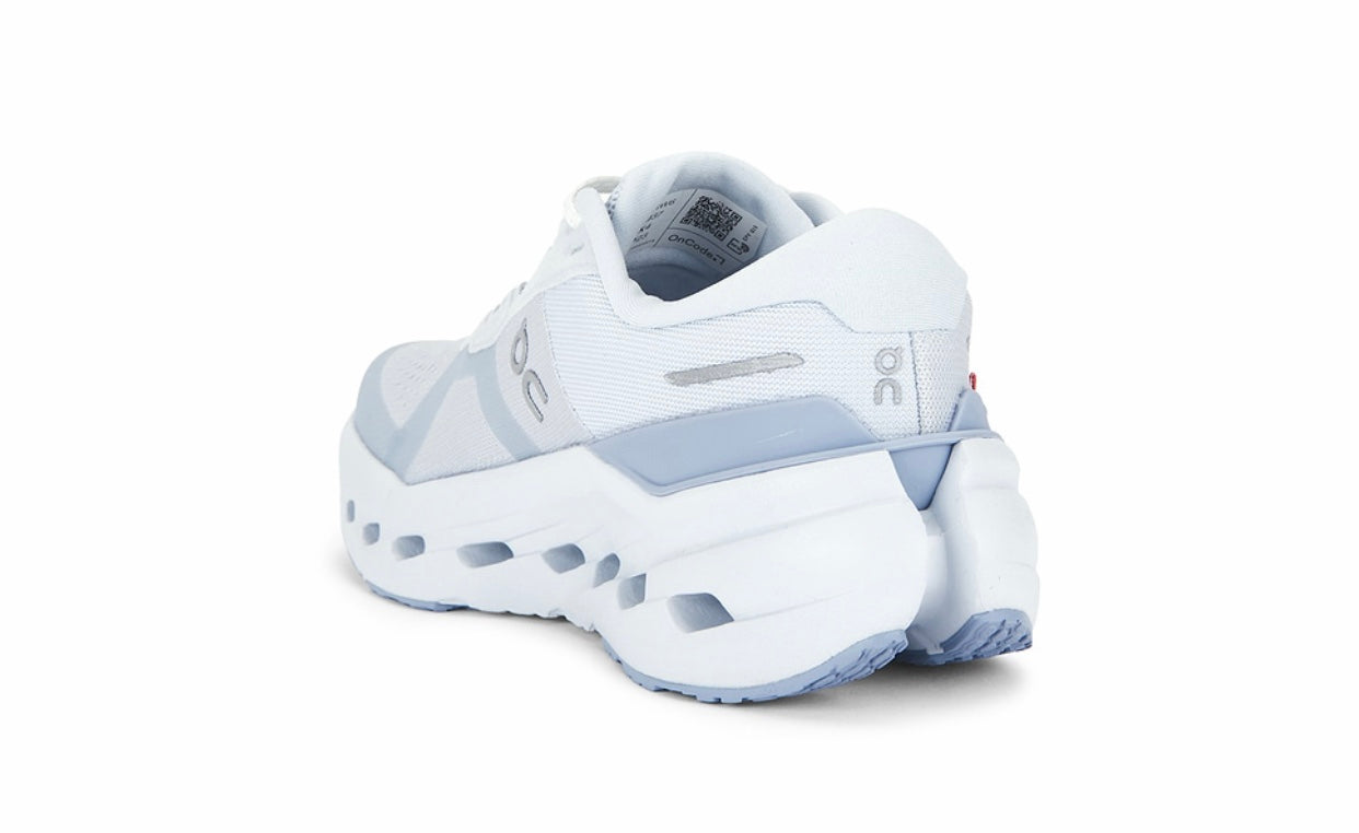 Cloudrunner 3/ Dama