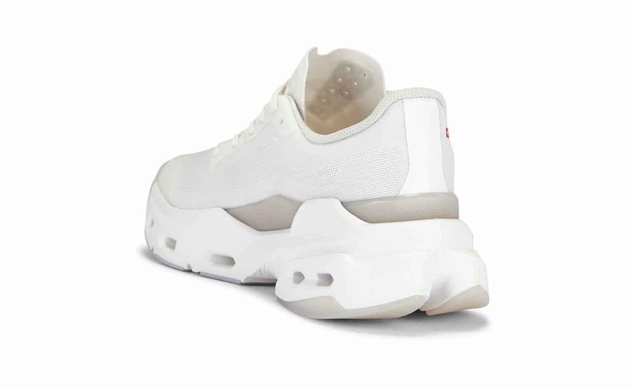 Cloudpulse 2 / Dama