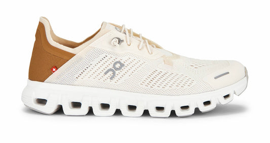 Cloud 6 Coast / Dama