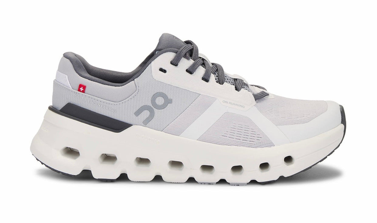 Cloudrunner 2 / Dama