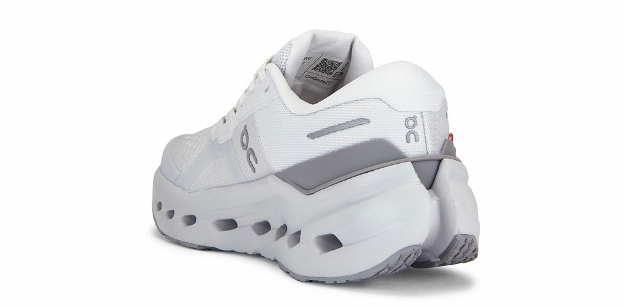 Cloudrunner 3/ Dama