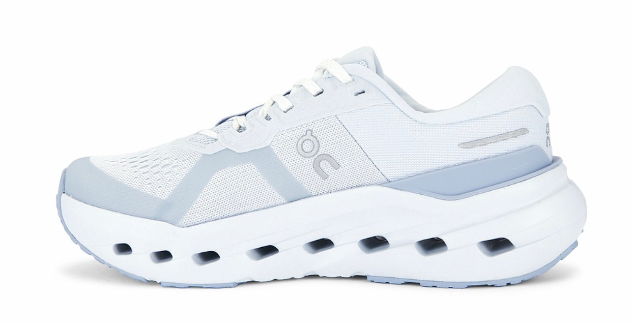 Cloudrunner 3/ Dama