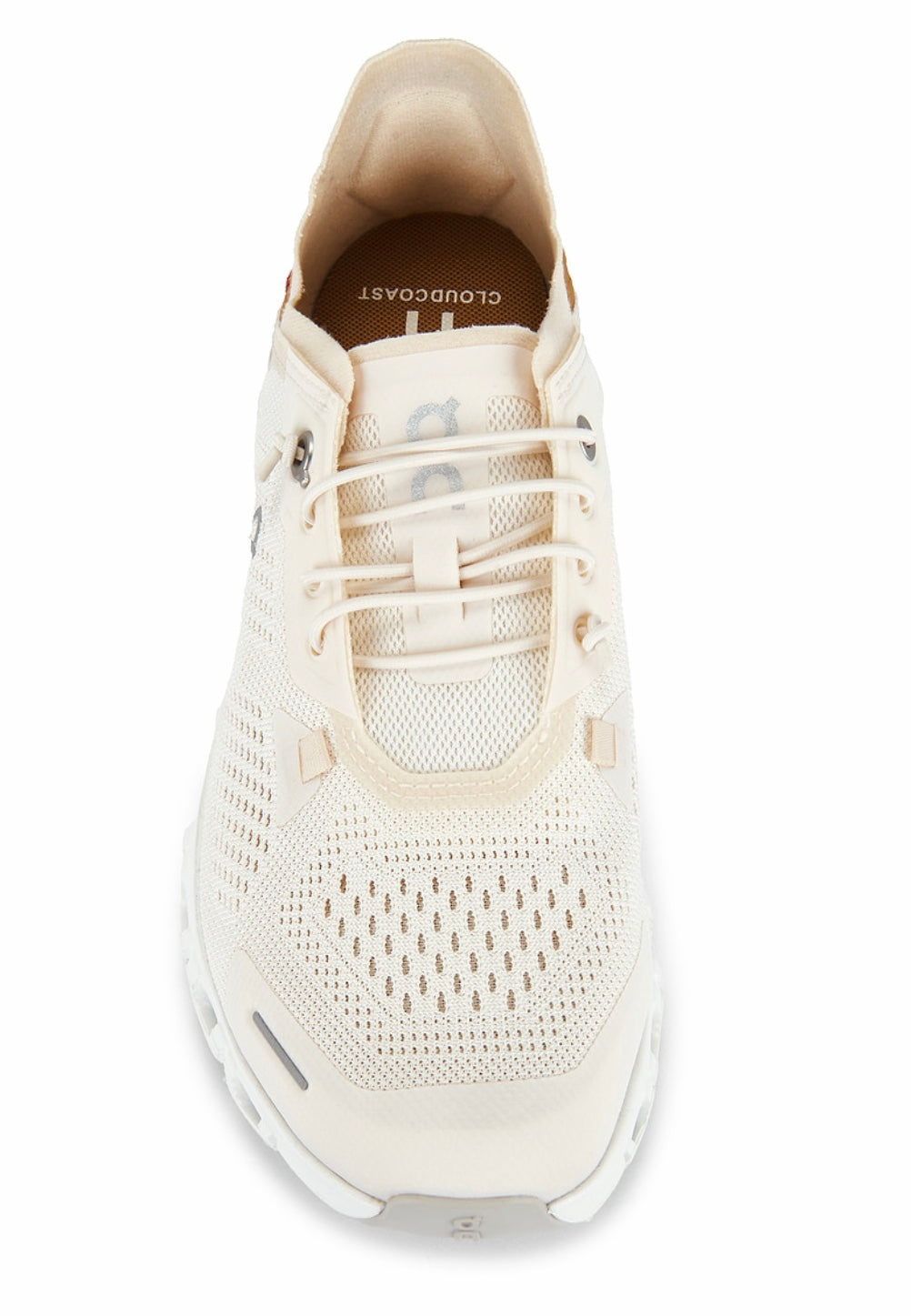 Cloud 6 Coast / Dama
