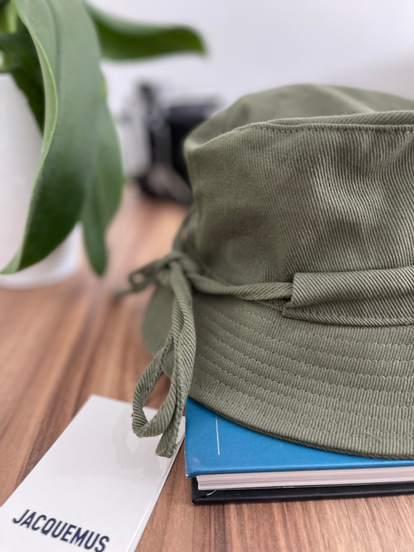 JACQUEMUS bucket hat