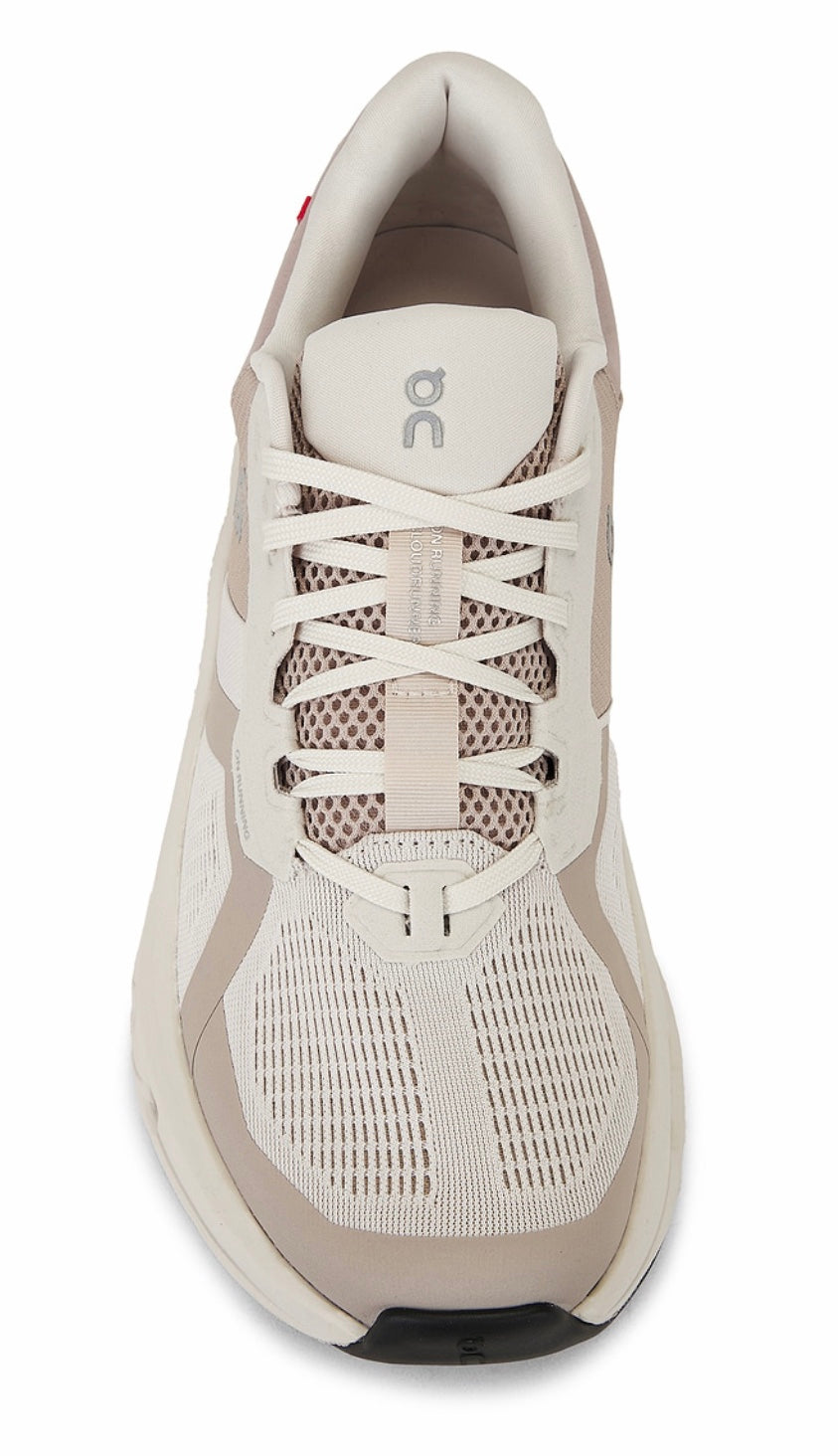 Cloudrunner 2 / Hombre