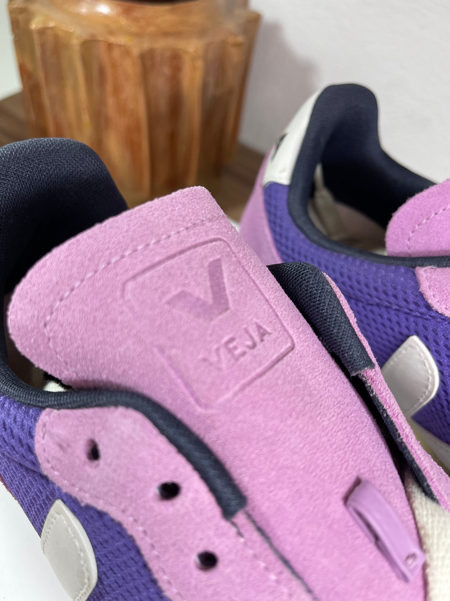 VEJA Rio violet